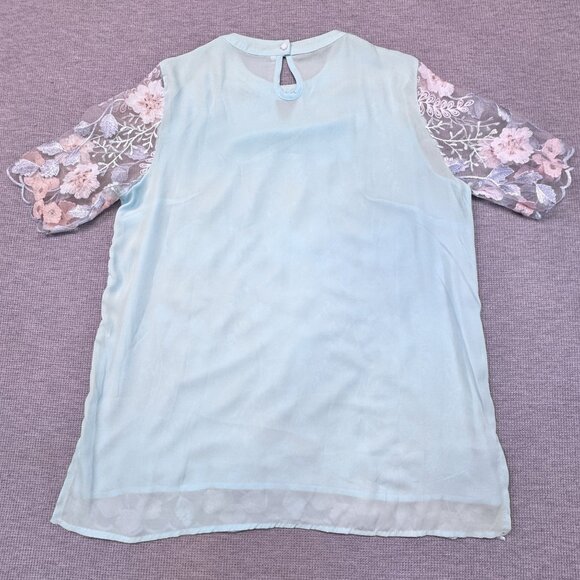 Floral Embroidered Sheer Overlay Tunic Blouse Keyhole Light Turquois Silver XXL - Picture 4 of 11
